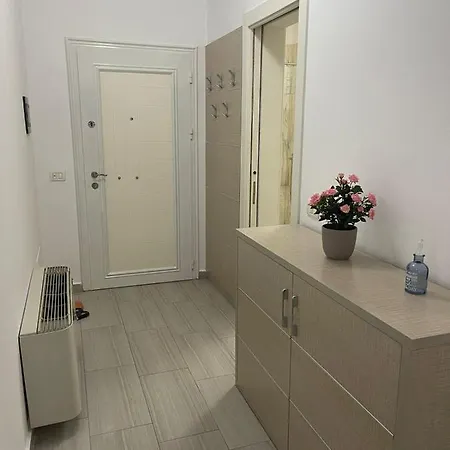Apartment Dyrrachium *